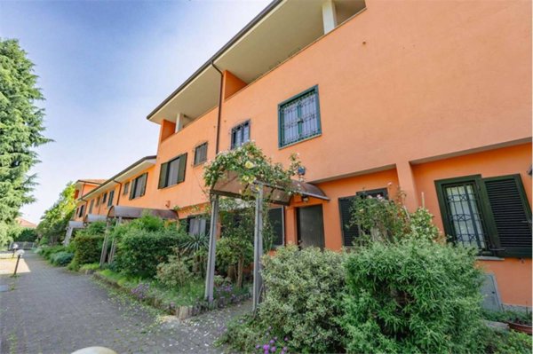 casa indipendente in vendita a Piossasco