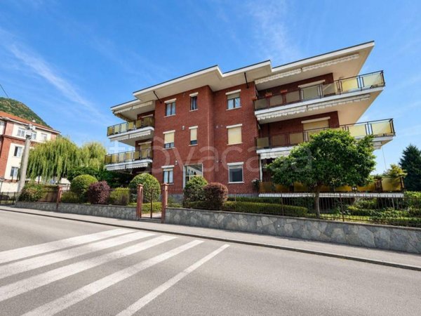 appartamento in vendita a Piossasco in zona Merlino.