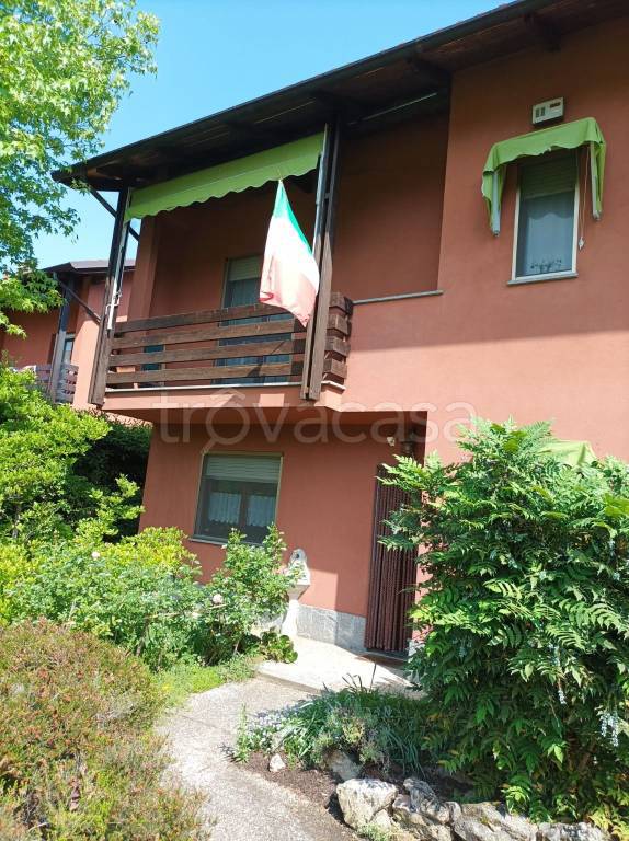 casa indipendente in vendita a Piossasco