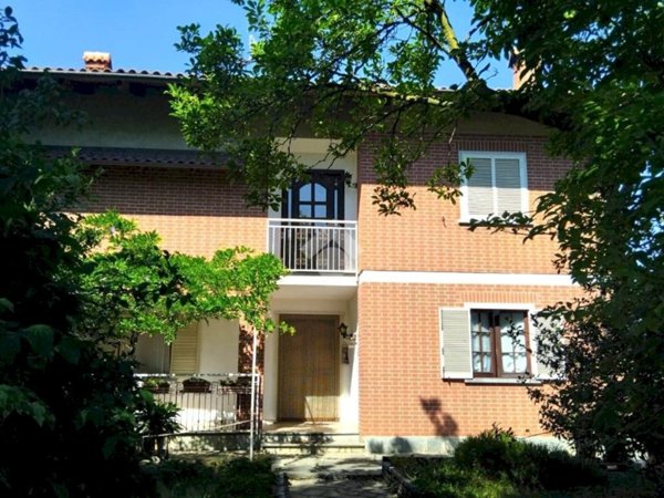 casa indipendente in vendita a Piossasco