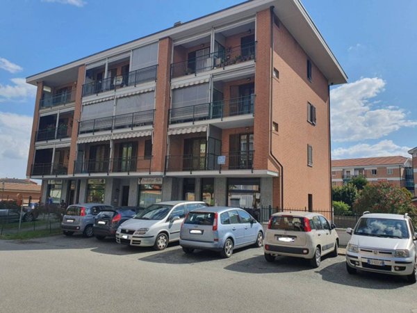 negozio in vendita a Piossasco
