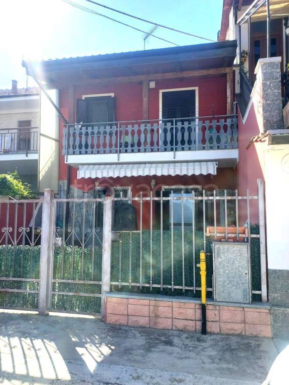 casa indipendente in vendita a Piossasco