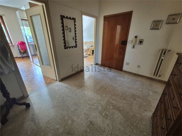 appartamento in vendita a Piossasco in zona Merlino.