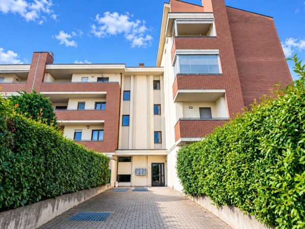 appartamento in vendita a Piossasco in zona Garola