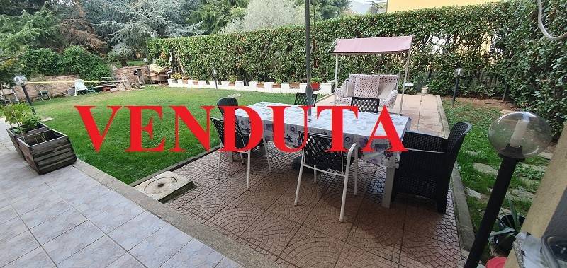 appartamento in vendita a Piossasco in zona Garola
