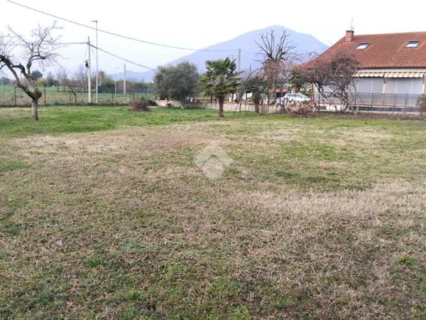 terreno edificabile in vendita a Piossasco in zona Garola