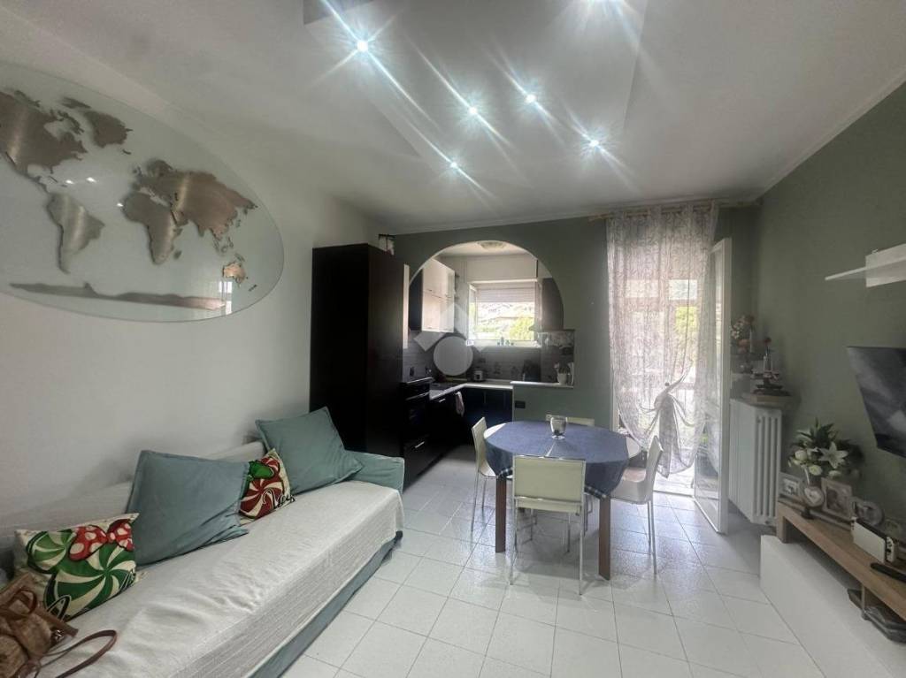 appartamento in vendita a Piossasco in zona Merlino.