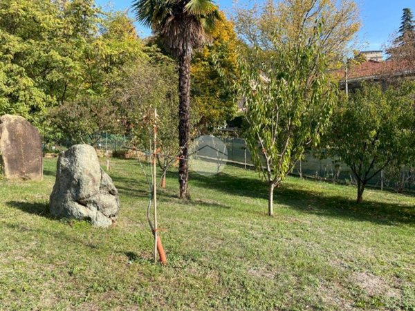 terreno edificabile in vendita a Piossasco in zona Garola