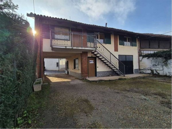 appartamento in vendita a Piossasco in zona Garola