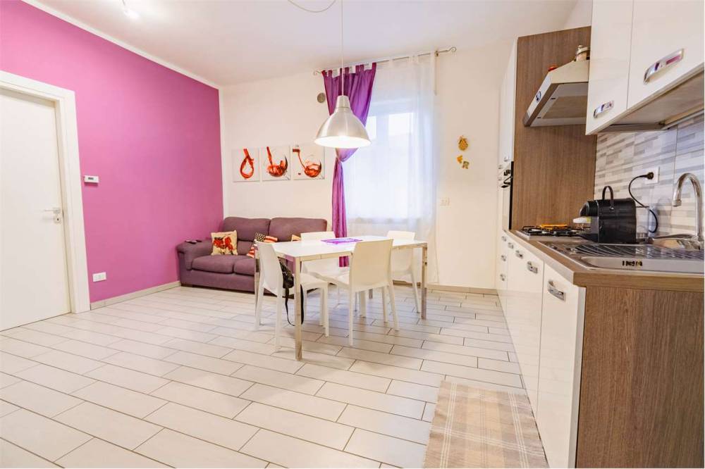appartamento in vendita a Piossasco in zona Merlino.