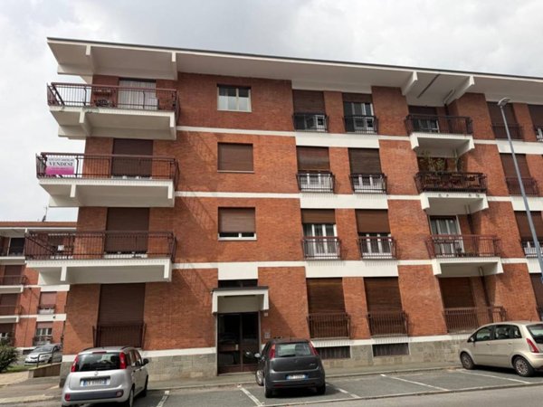 appartamento in vendita a Piossasco in zona Garola