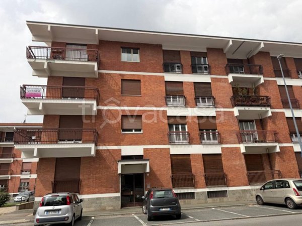 appartamento in vendita a Piossasco in zona Garola
