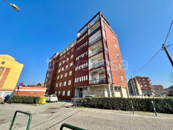 appartamento in vendita a Piossasco in zona Garola