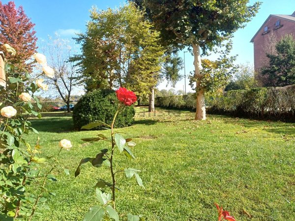 appartamento in vendita a Piossasco in zona Garola