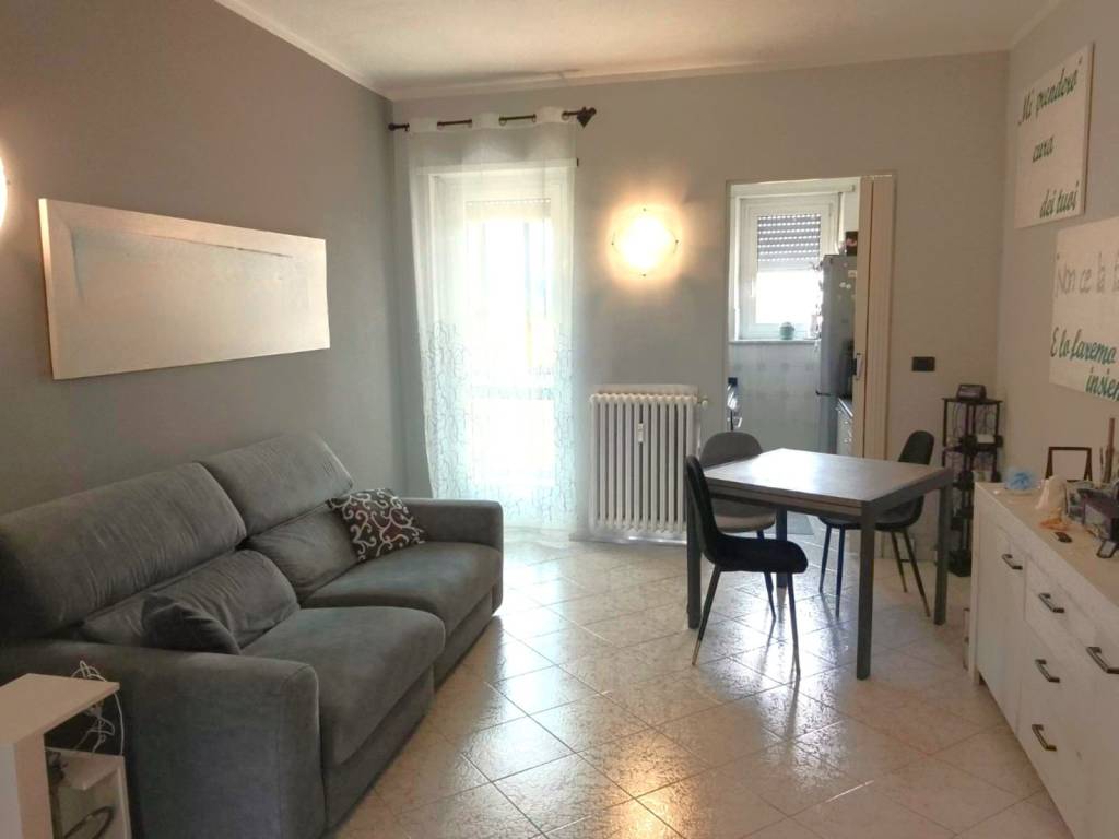 appartamento in vendita a Piossasco in zona Garola