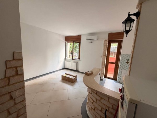 appartamento in vendita a Piossasco in zona Garola