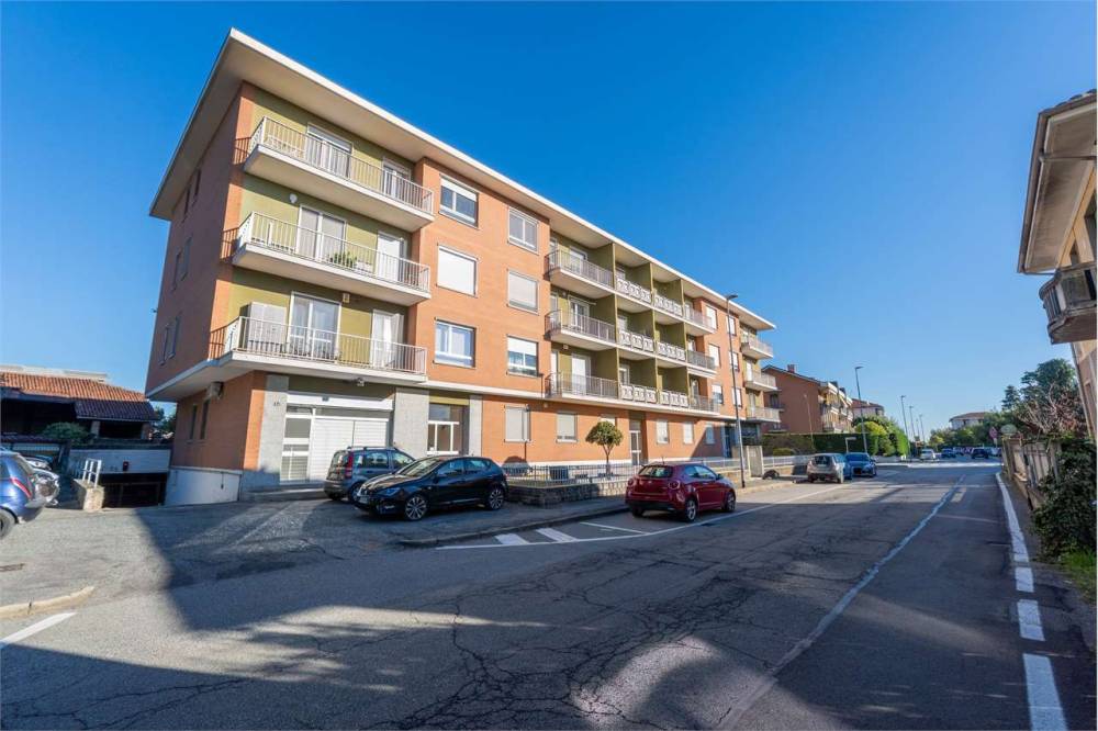 appartamento in vendita a Piossasco in zona Garola