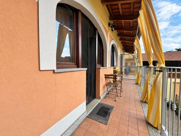 appartamento in vendita a Piossasco in zona Merlino.