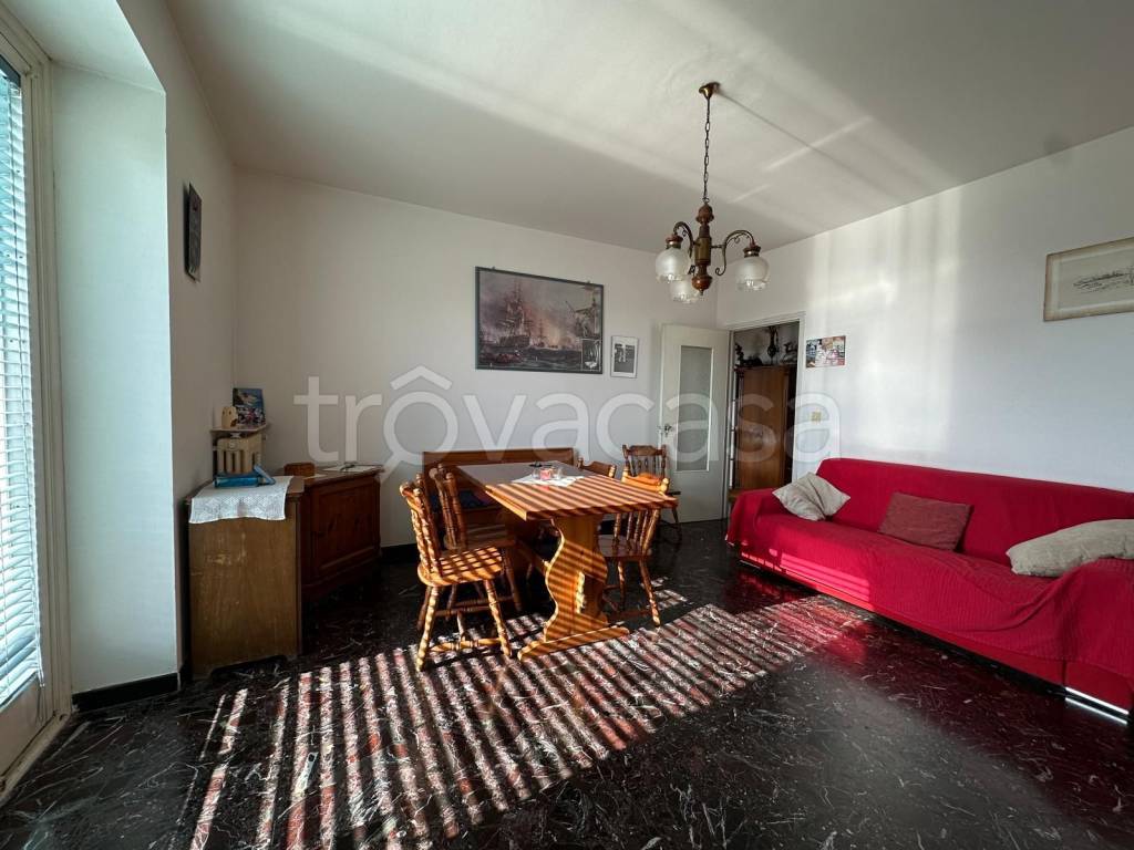 appartamento in vendita a Piossasco in zona Merlino.