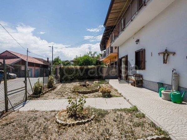 appartamento in vendita a Piossasco in zona Garola