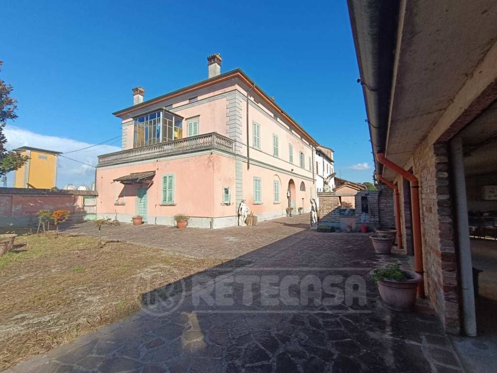 villa in vendita a Ticengo