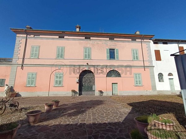casa indipendente in vendita a Ticengo