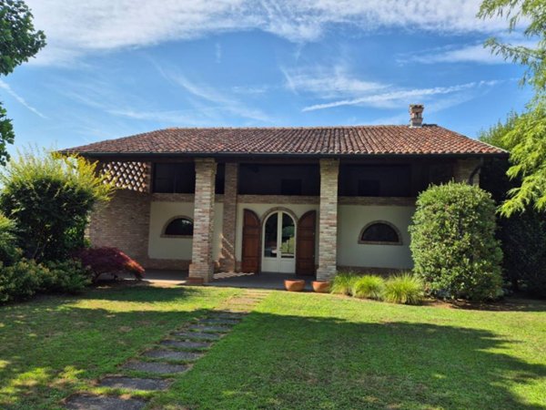 casa indipendente in vendita a Ticengo