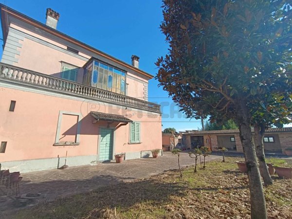 casa indipendente in vendita a Ticengo