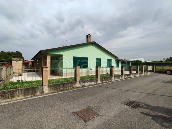 casa indipendente in vendita a Torlino Vimercati