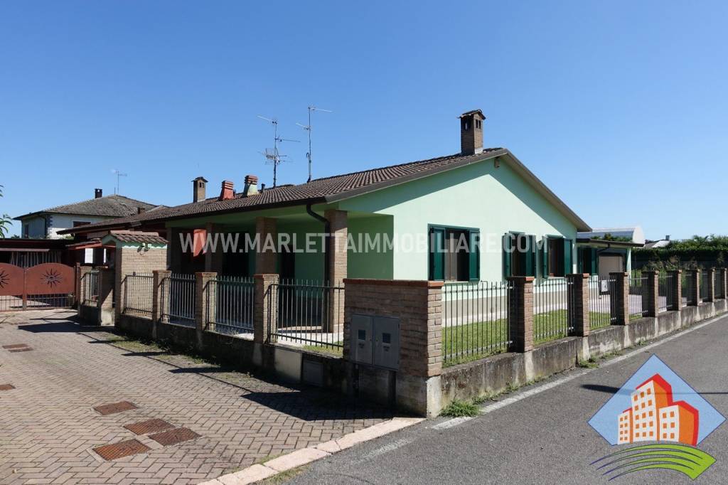casa indipendente in vendita a Torlino Vimercati