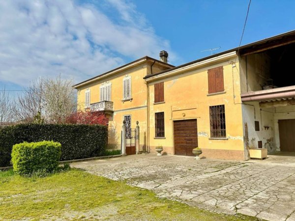 casa indipendente in vendita a Torre de' Picenardi
