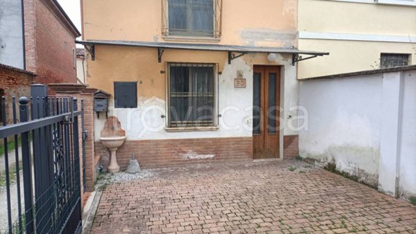 casa indipendente in vendita a Torre de' Picenardi