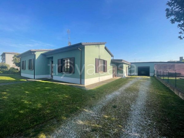casa indipendente in vendita a Torre de' Picenardi