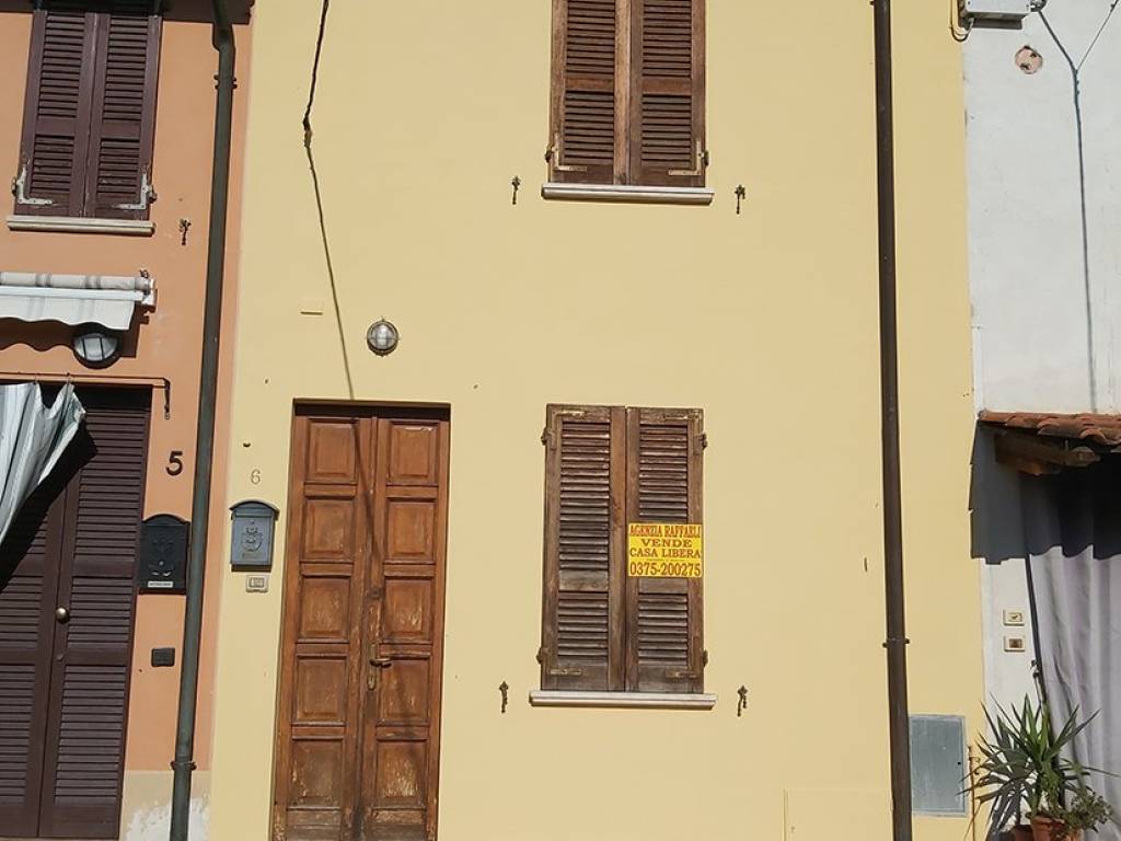 casa indipendente in vendita a Torre de' Picenardi