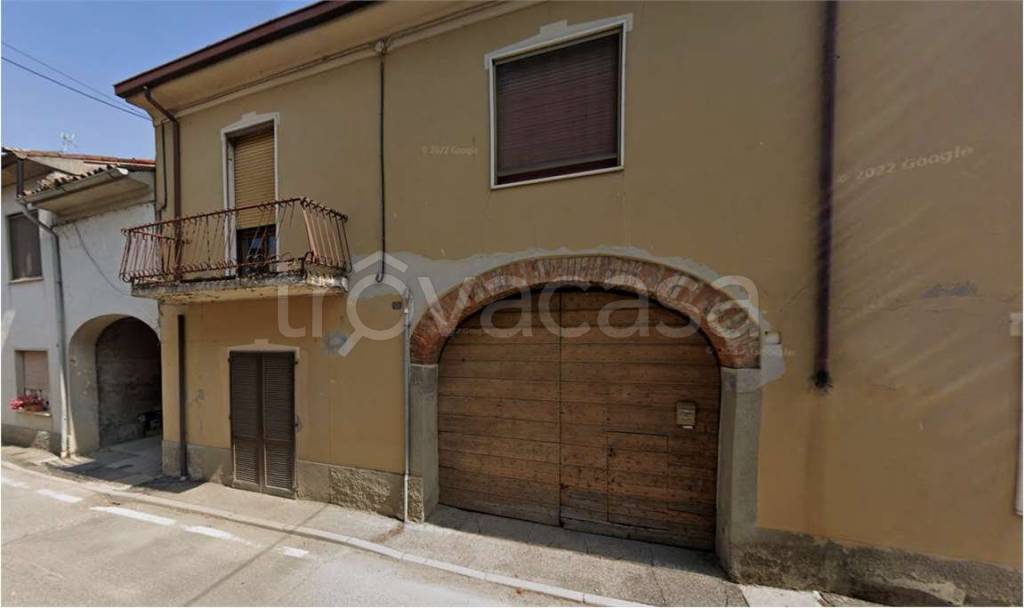 negozio in vendita a Torre de' Picenardi in zona Ca' d'Andrea