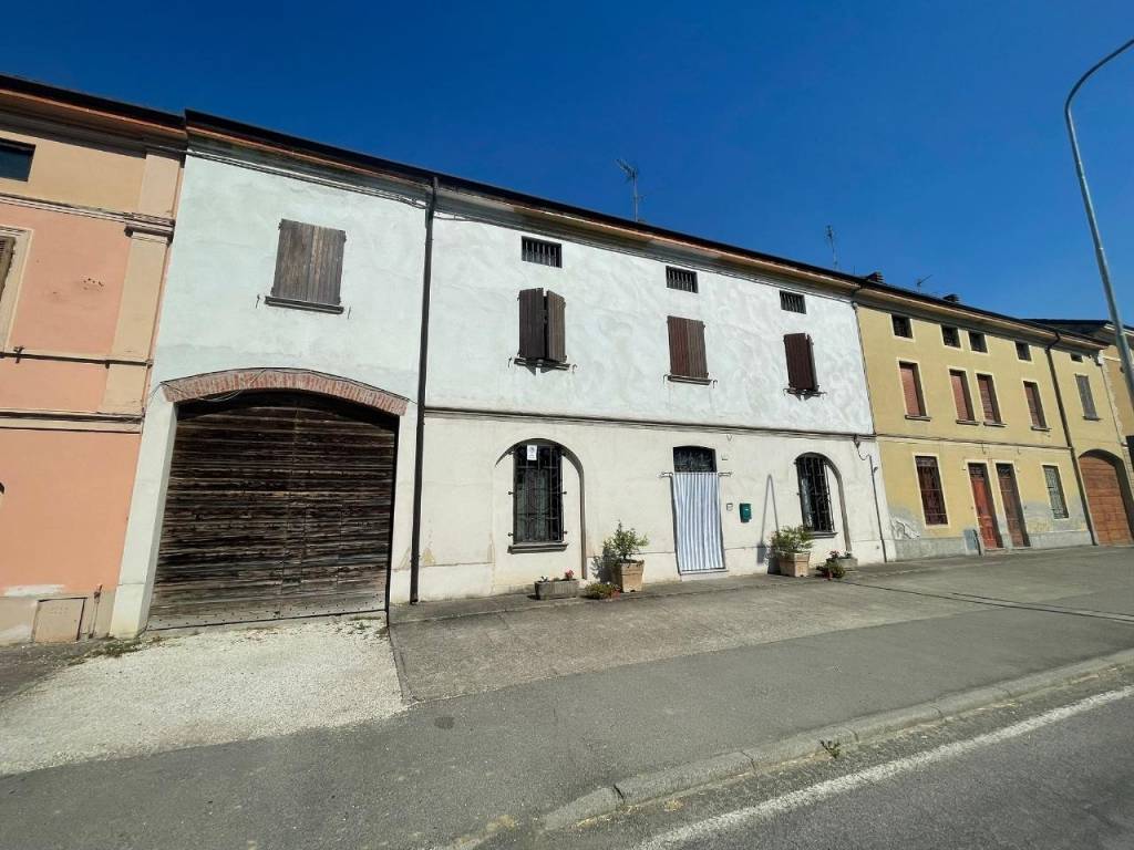 casa indipendente in vendita a Torre de' Picenardi