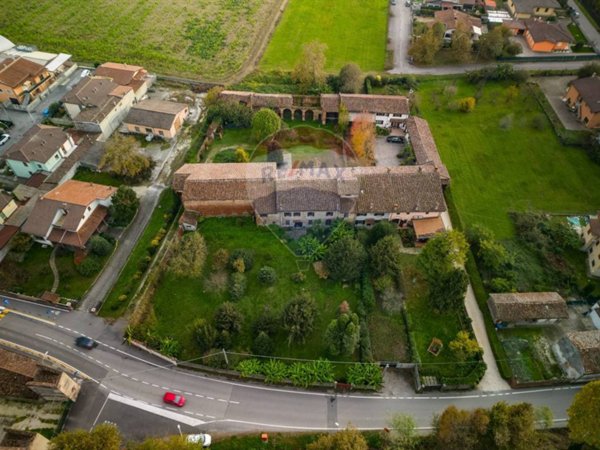 casa indipendente in vendita a Torre de' Picenardi