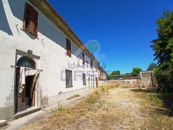 casale in vendita a Torre de' Picenardi