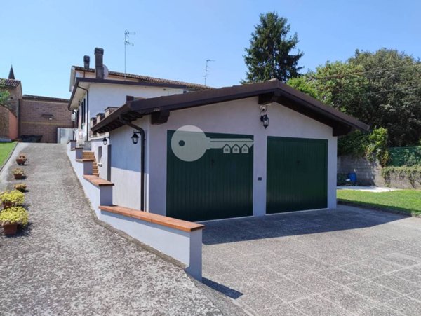 casa indipendente in vendita a Torre de' Picenardi in zona Ca' d'Andrea