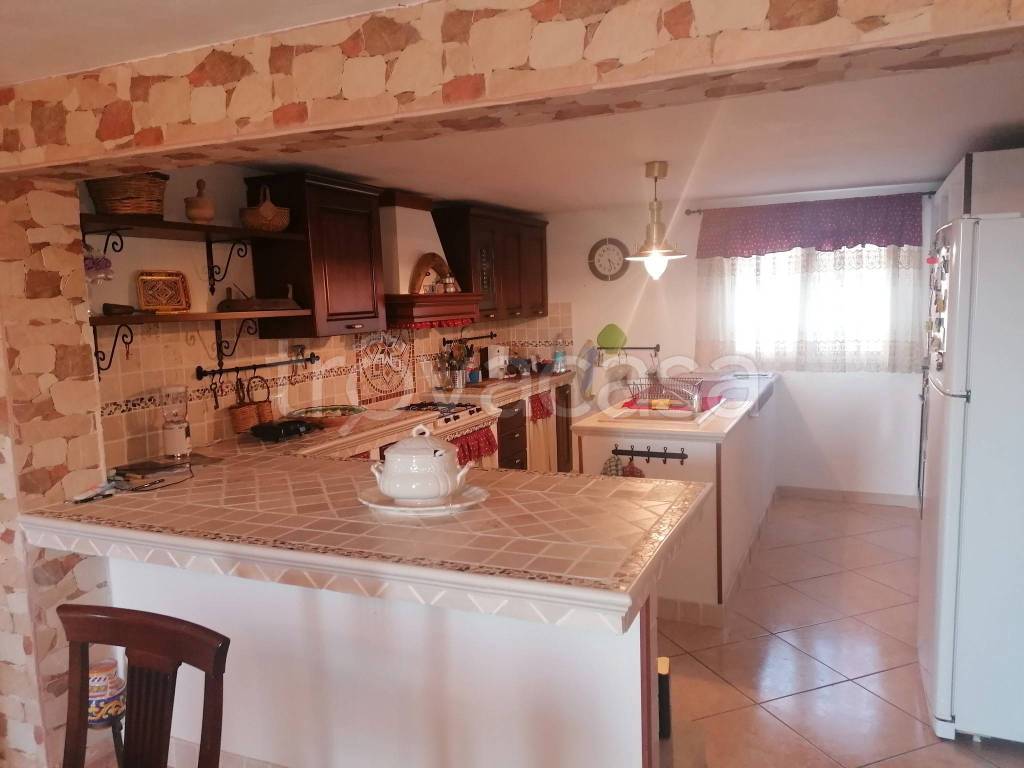 casa indipendente in vendita a Torricella del Pizzo
