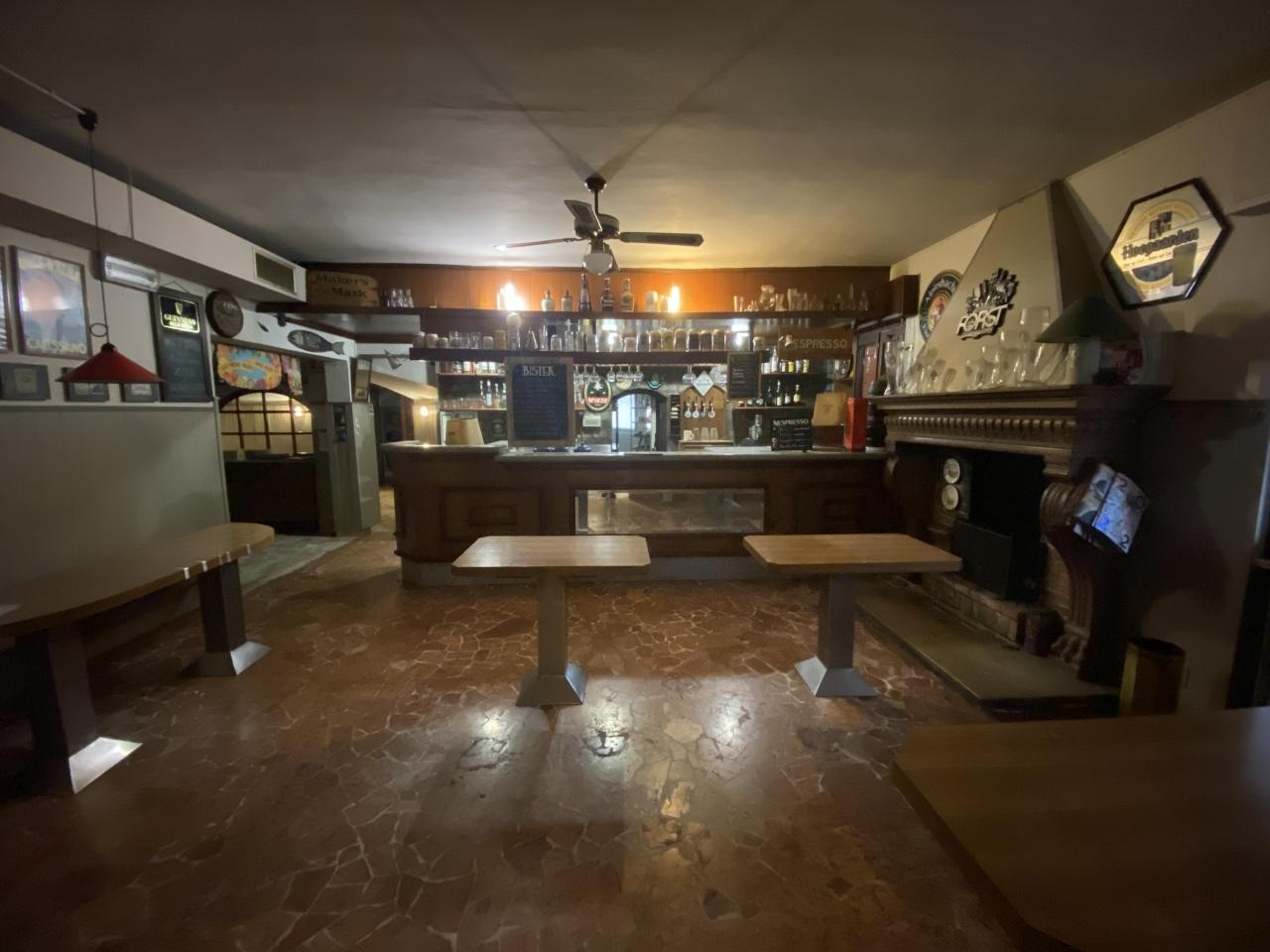 locale commerciale in vendita a Trescore Cremasco
