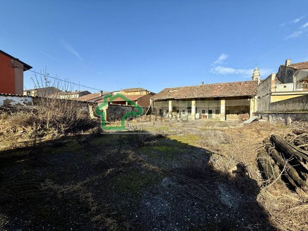 esavano in vendita a Trescore Cremasco