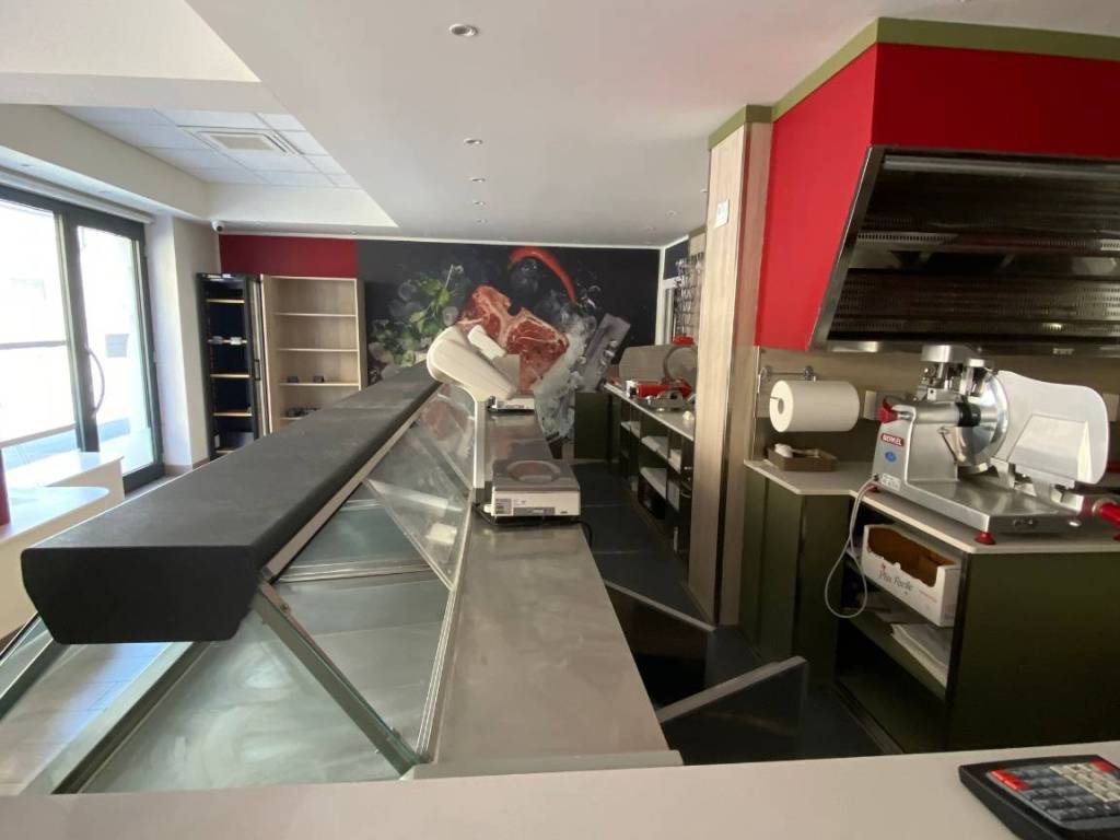 negozio in vendita a Trescore Cremasco