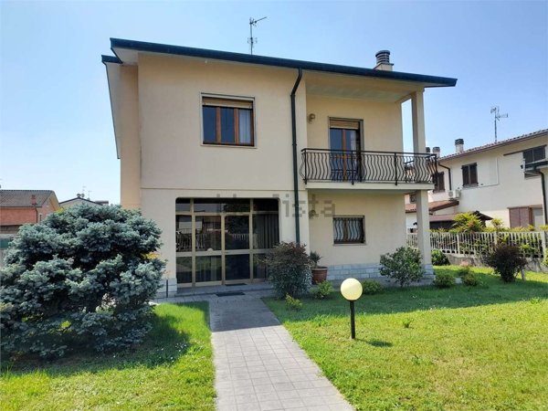 casa indipendente in vendita a Trescore Cremasco