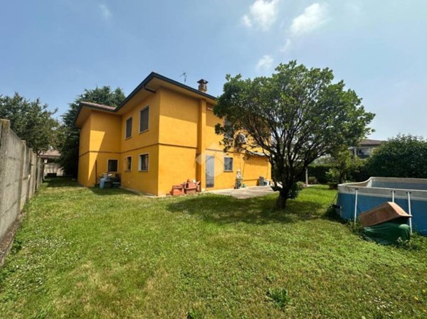 casa indipendente in vendita a Trescore Cremasco