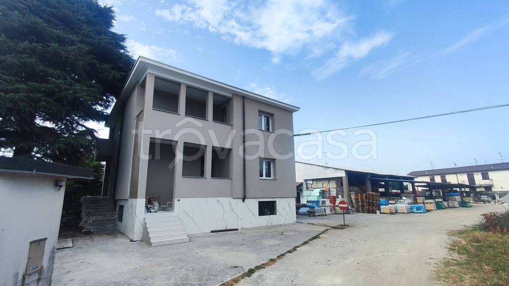 casa indipendente in vendita a Trescore Cremasco