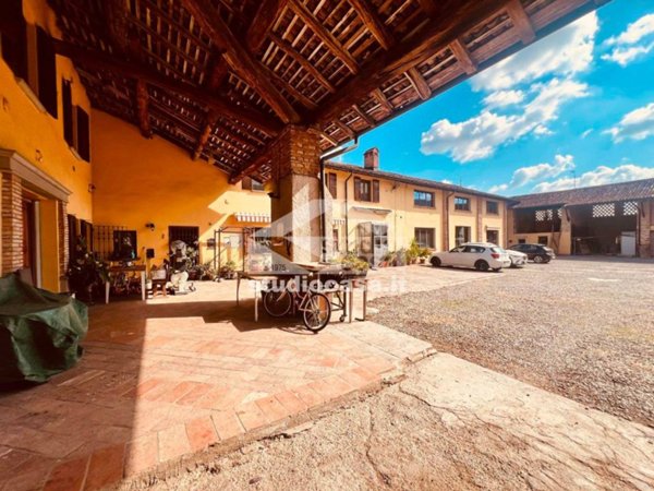 locale commerciale in vendita a Trescore Cremasco