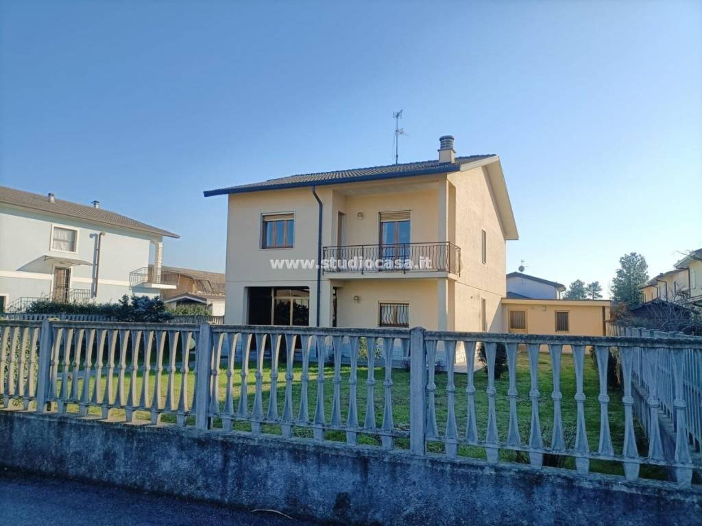 casa indipendente in vendita a Trescore Cremasco