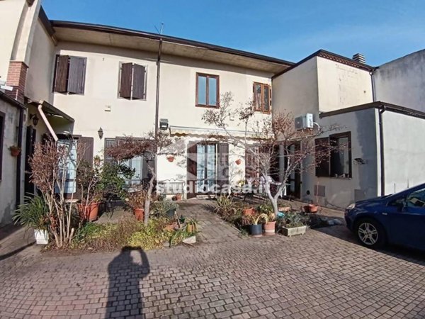 casa indipendente in vendita a Trescore Cremasco