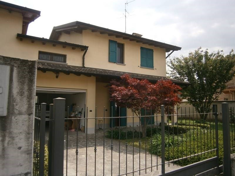 casa indipendente in vendita a Trigolo